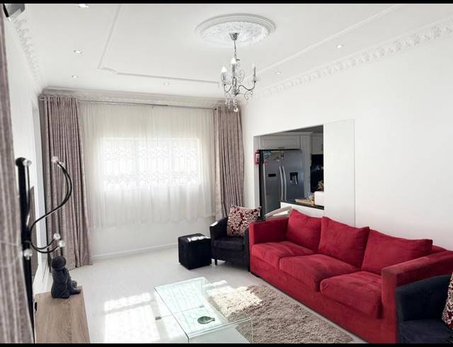 3 BEDROOM HOUSE FOR SALE IN SHALLCROSS